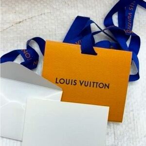 Louis Vuitton gift tag